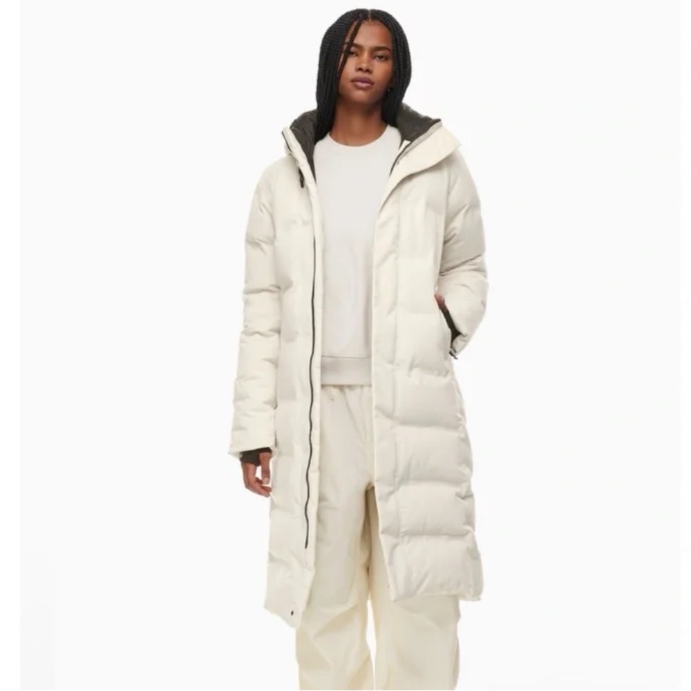 Aritzia Tna The Powder Dri Parka Long